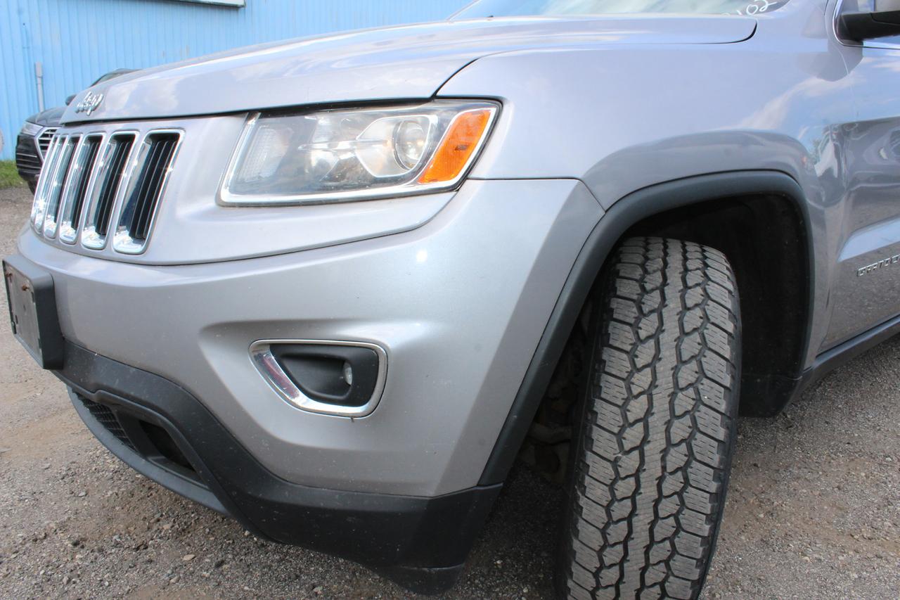 2016 Jeep Grand Cherokee Laredo Photo
