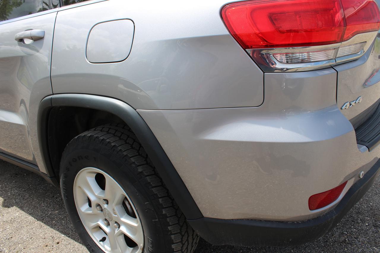2016 Jeep Grand Cherokee Laredo Photo