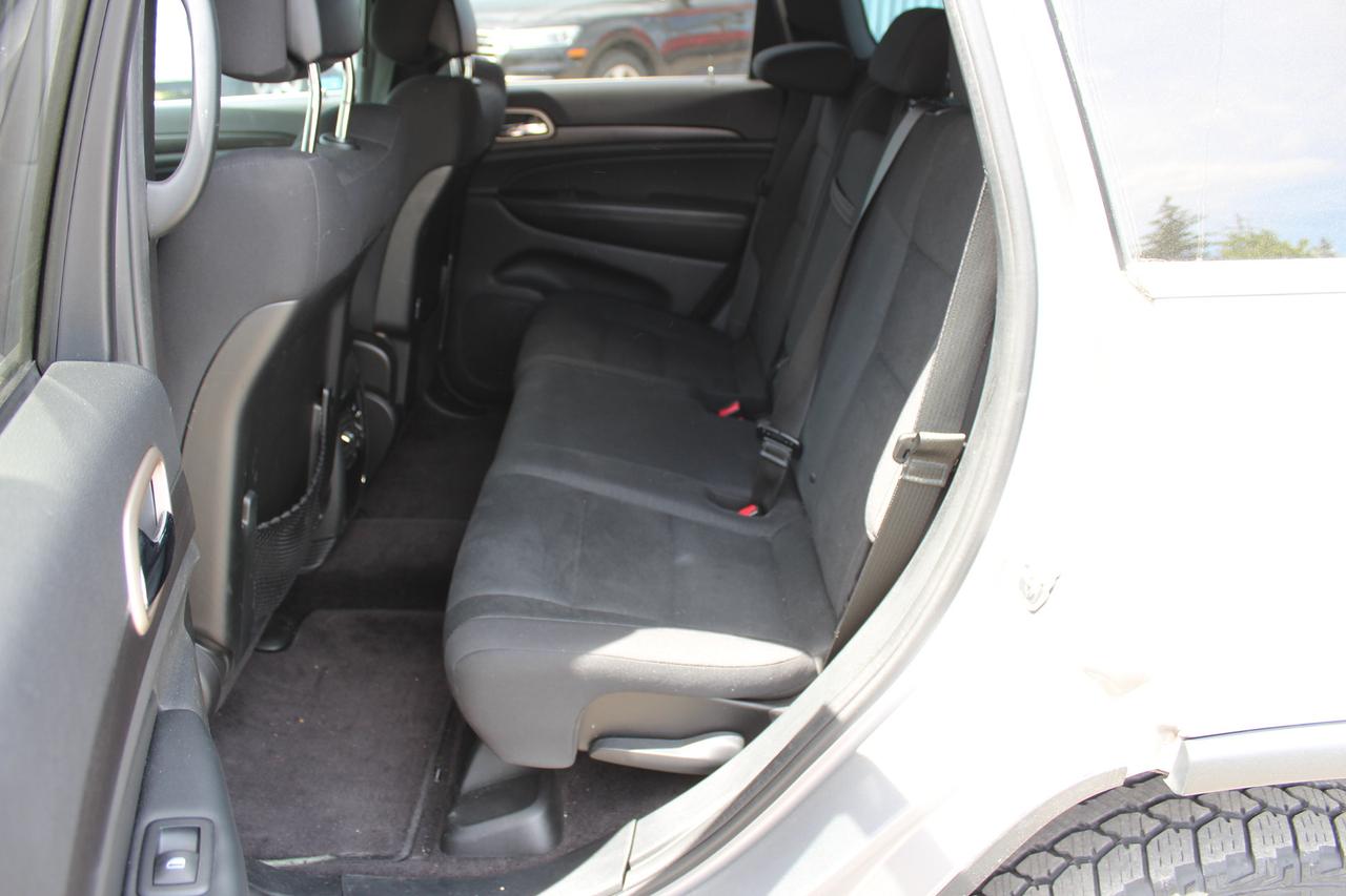2016 Jeep Grand Cherokee Laredo Photo