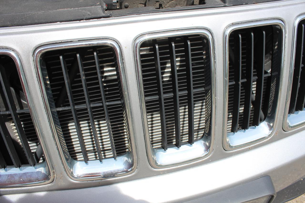 2016 Jeep Grand Cherokee Laredo Photo