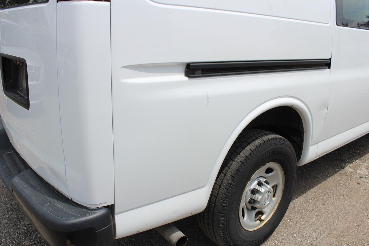 2017 Chevrolet Express Cargo Van  Photo