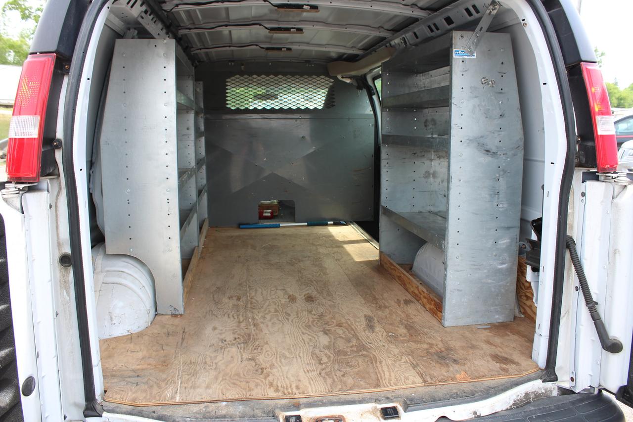 2017 Chevrolet Express Cargo Van  Photo