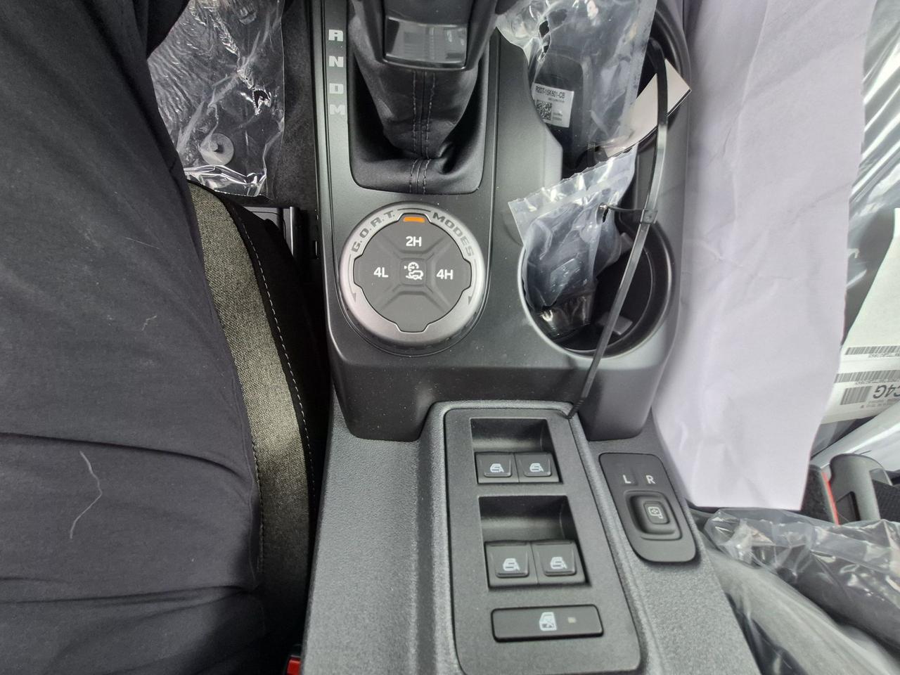 2026 Ford Bronco BIG BEND, TERRAIN MGMT, HARD TOP, SYNC 4 Photo