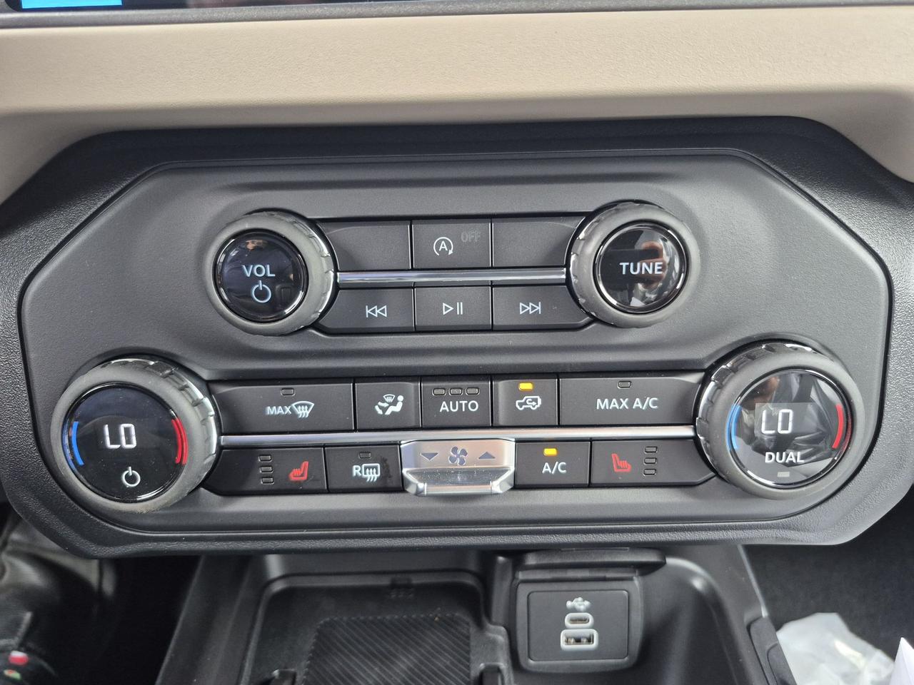 2026 Ford Bronco BIG BEND, TERRAIN MGMT, HARD TOP, SYNC 4 Photo