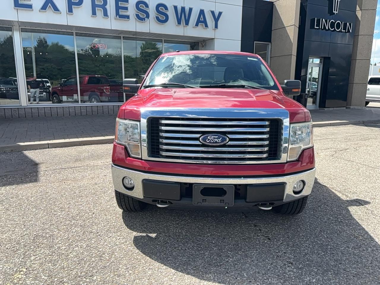 2010 Ford F-150 EXWAY SERVICED, LOCAL TRADE, NEWER TIRES,BRAKES! Photo1