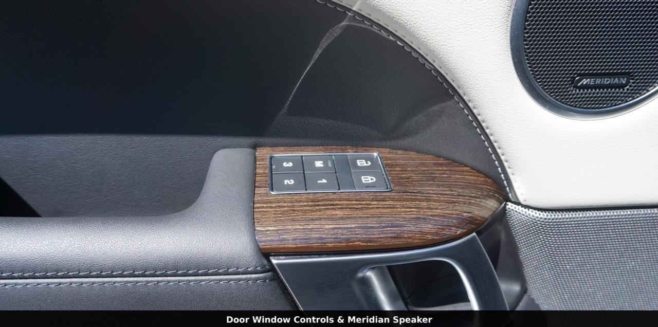 2022 Land Rover Range Rover Sport P400e HSE Silver Edition Photo