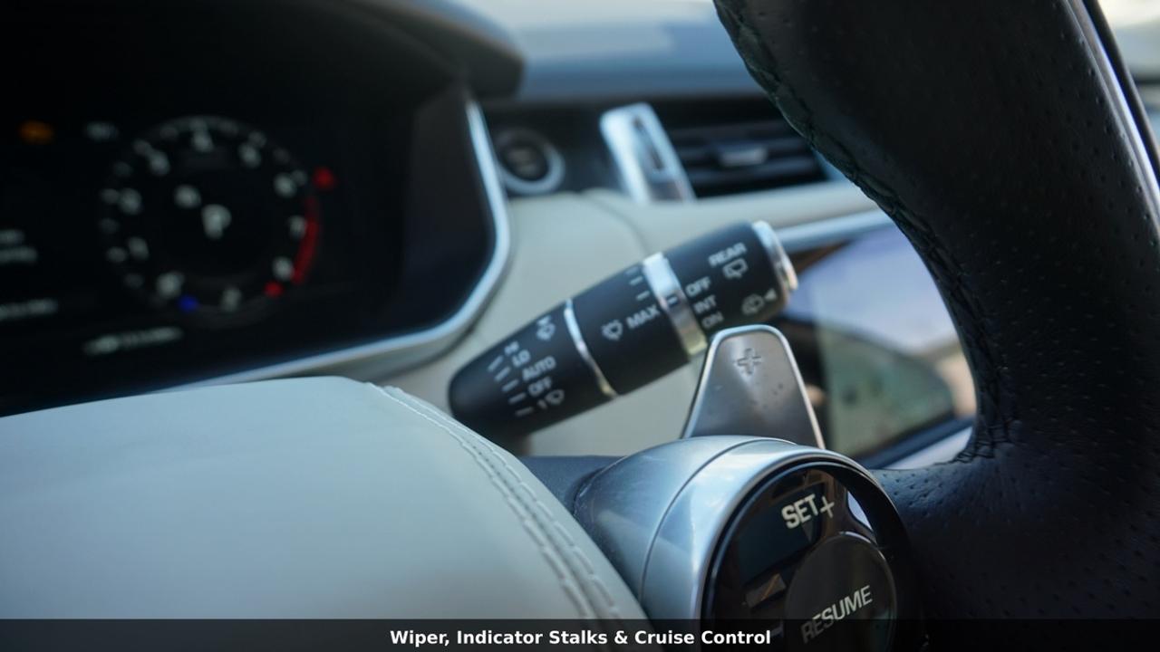 2022 Land Rover Range Rover Sport P400e HSE Silver Edition Photo