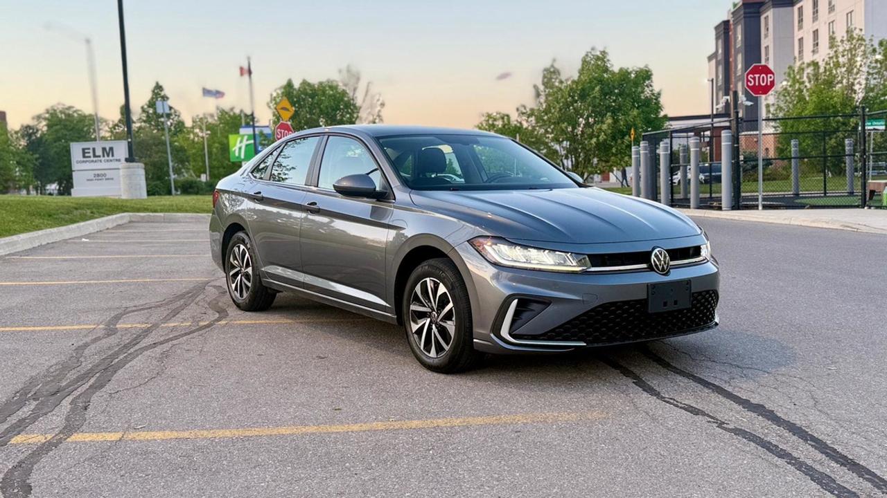 2025 Volkswagen Jetta Trendline Photo