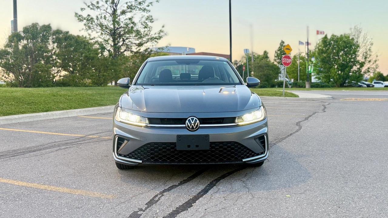 2025 Volkswagen Jetta Trendline Photo3