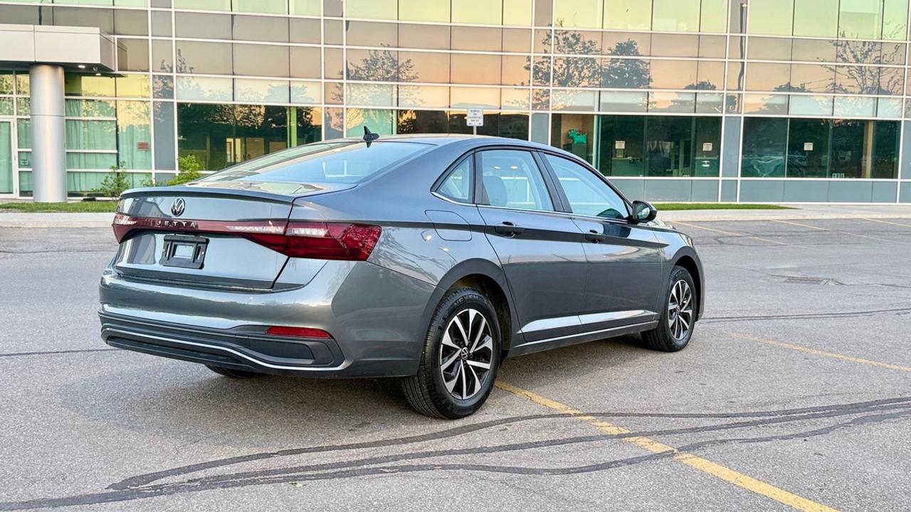 2025 Volkswagen Jetta Trendline Photo