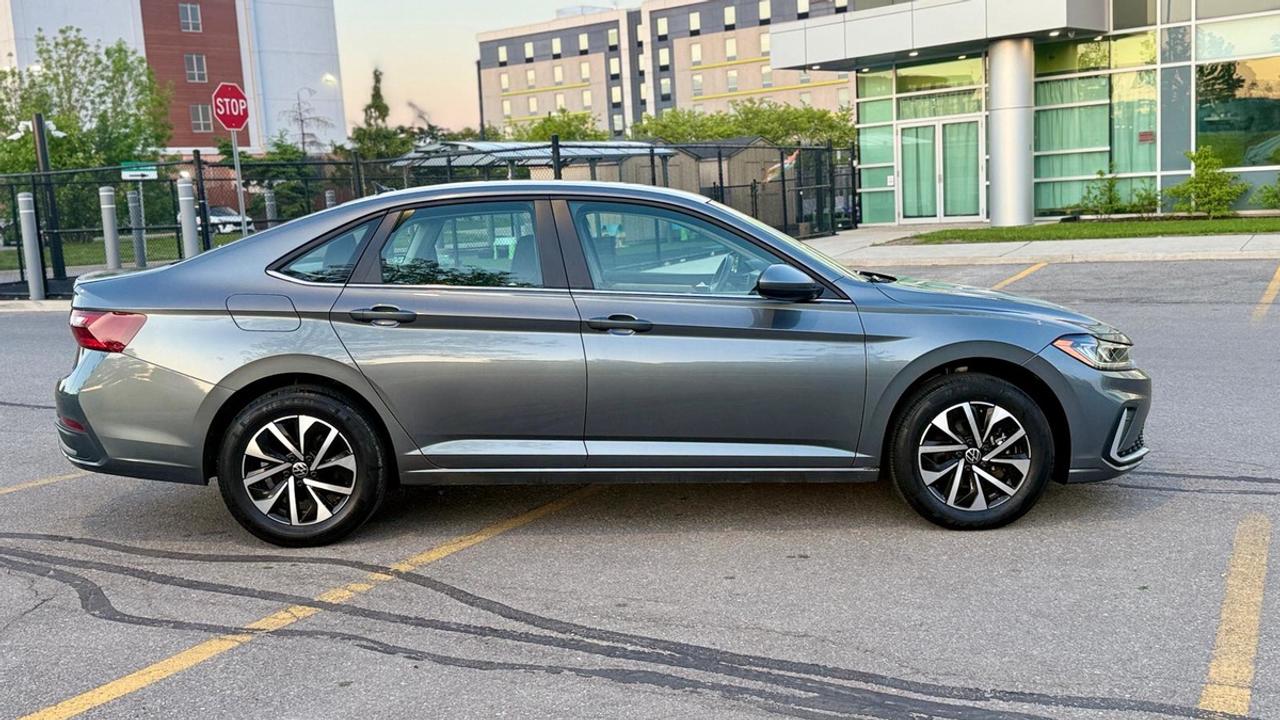 2025 Volkswagen Jetta Trendline Photo
