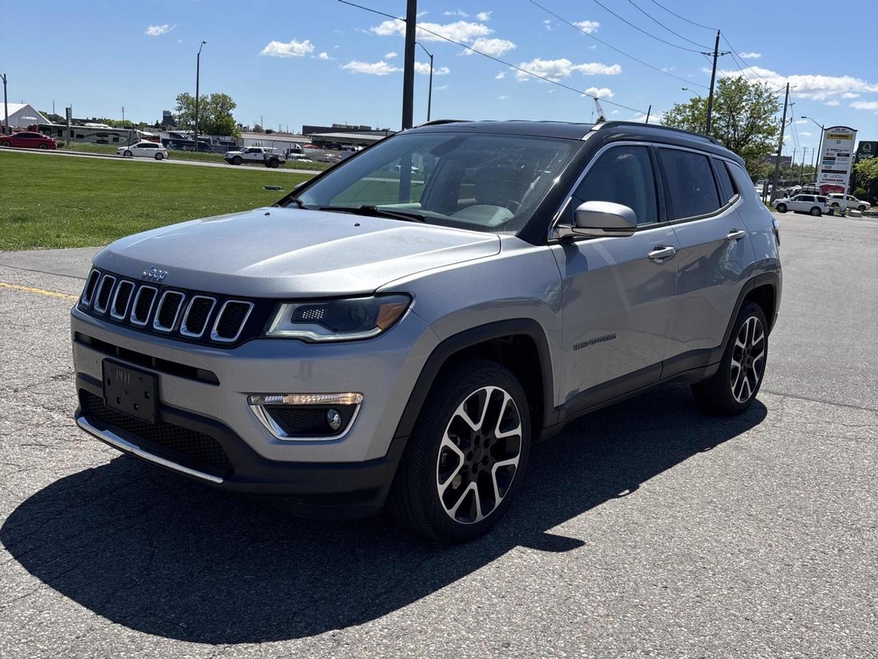 2021 Jeep Compass LIMITED Photo0