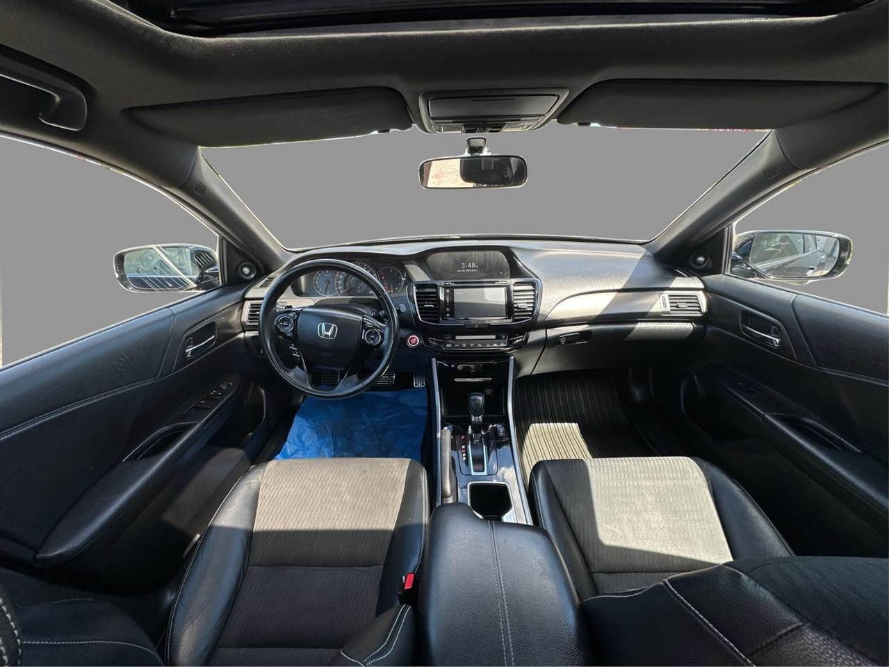 2017 Honda Accord Sport Photo
