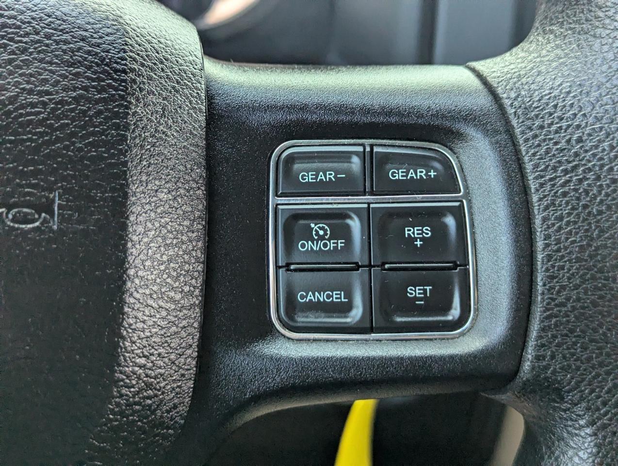 2016 RAM 1500 SLT Photo