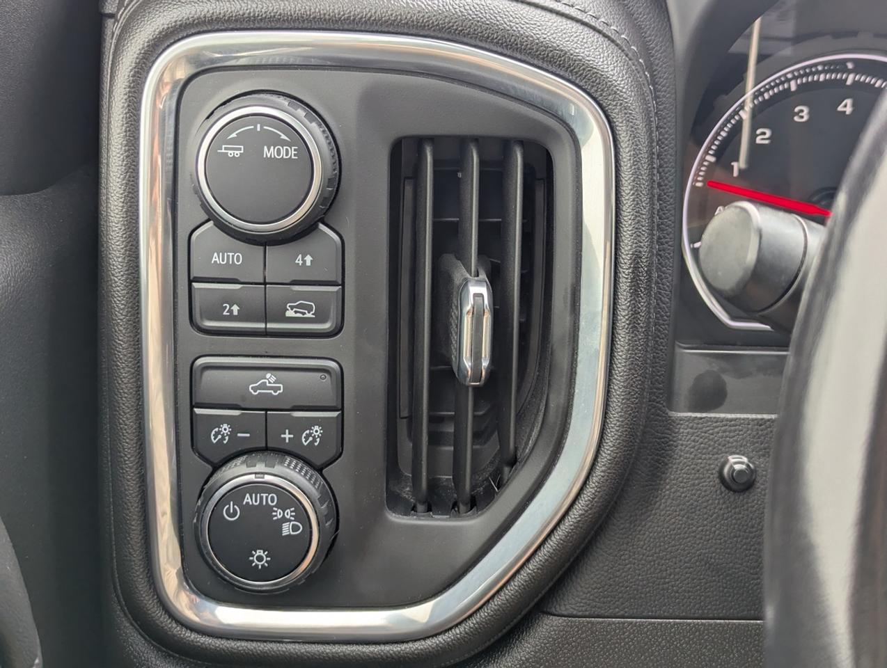2022 Chevrolet Silverado 1500 LTD 5.3V8/DoubleCab/6fitBed Photo