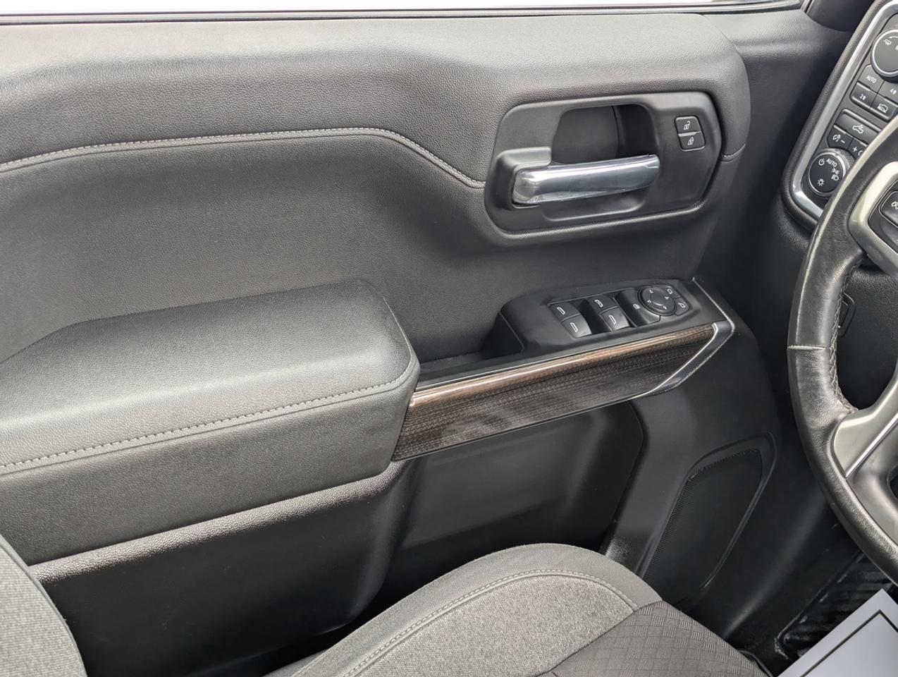 2022 Chevrolet Silverado 1500 LTD 5.3V8/DoubleCab/6fitBed Photo