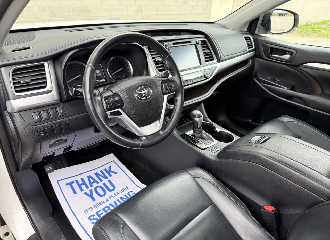 2017 Toyota Highlander XLE Photo