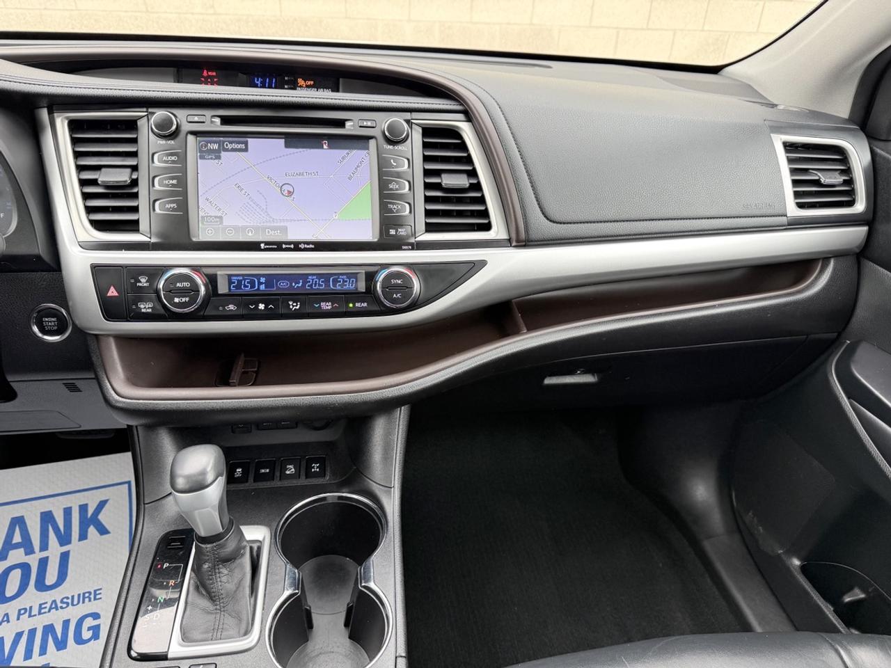 2017 Toyota Highlander XLE Photo