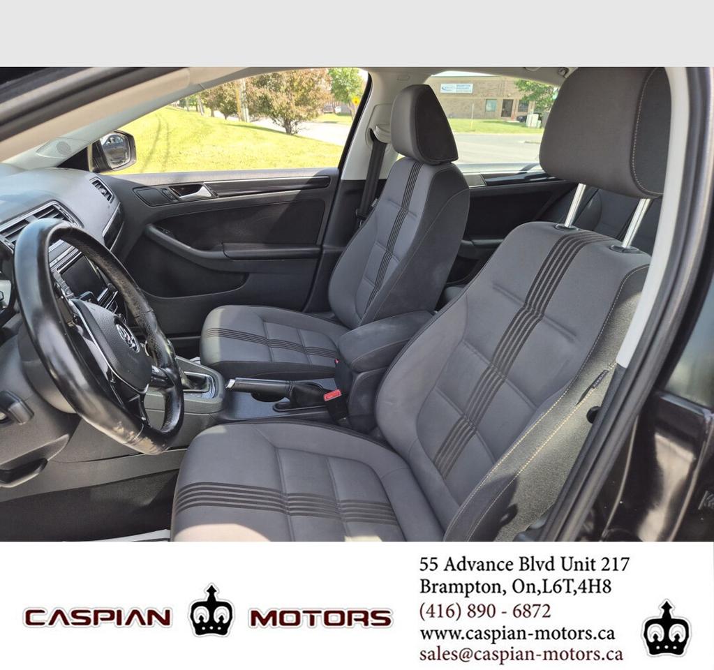 2017 Volkswagen Jetta Wolfsburg Edition Photo