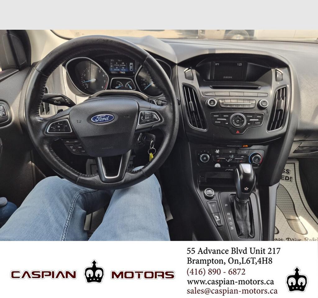 2016 Ford Focus SE Photo