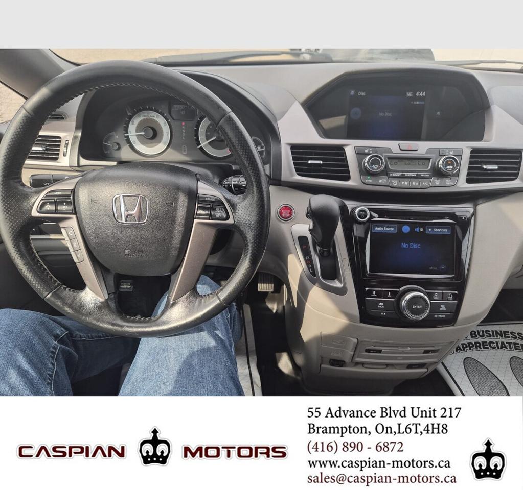 2017 Honda Odyssey EX L w/RES Photo