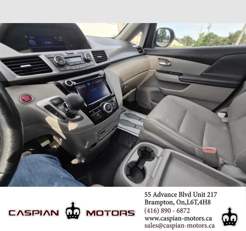 2017 Honda Odyssey EX L w/RES Photo