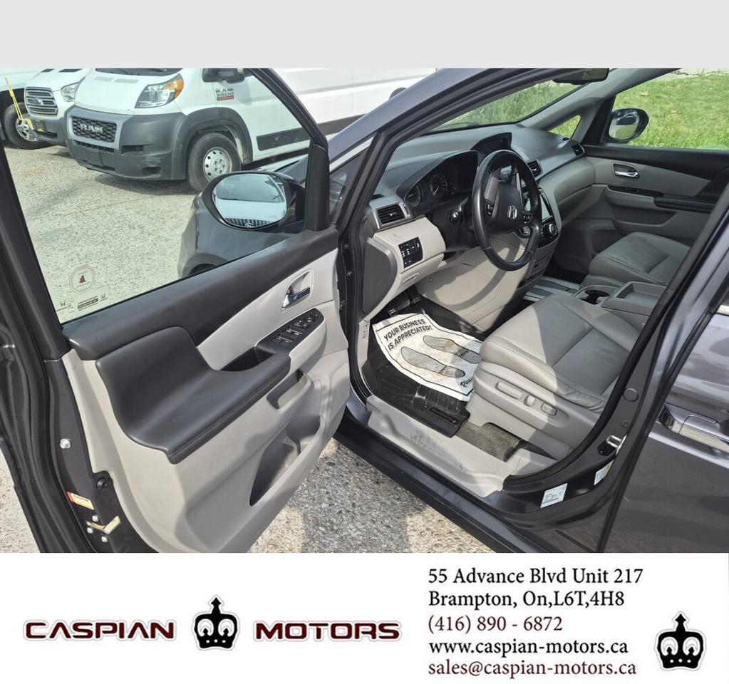 2017 Honda Odyssey EX L w/RES Photo
