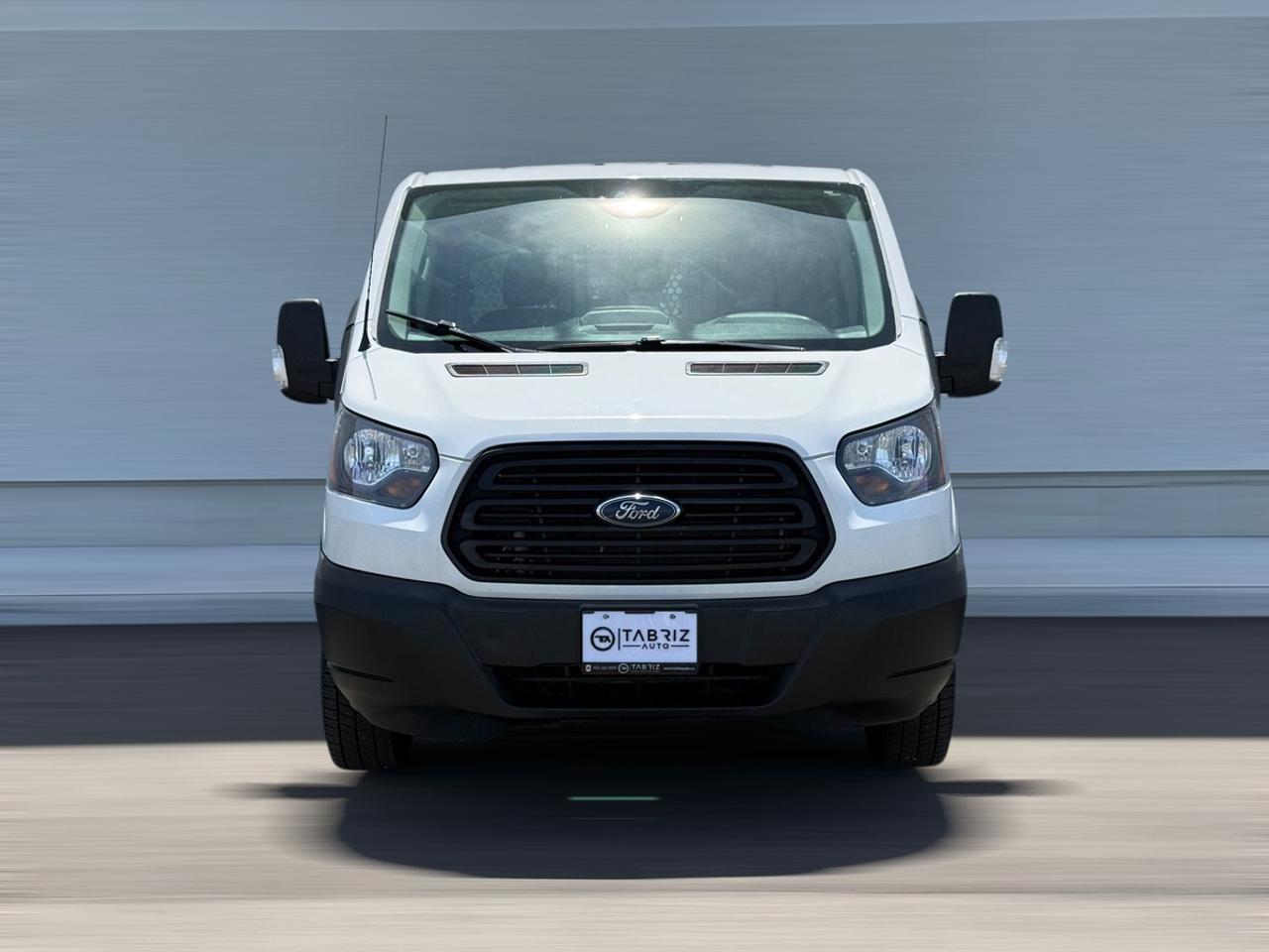 2019 Ford Transit T 150 Photo