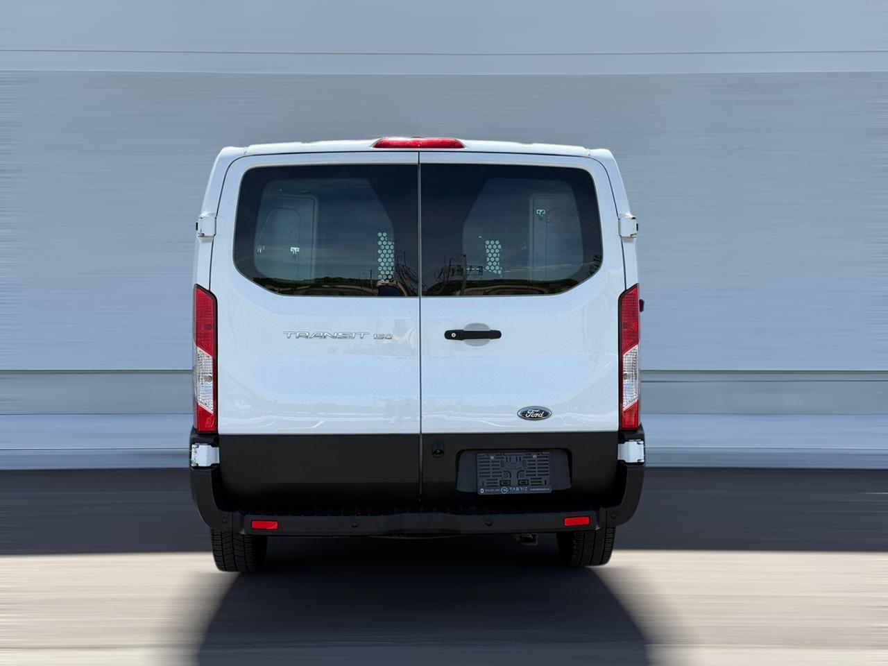 2019 Ford Transit T 150 Photo