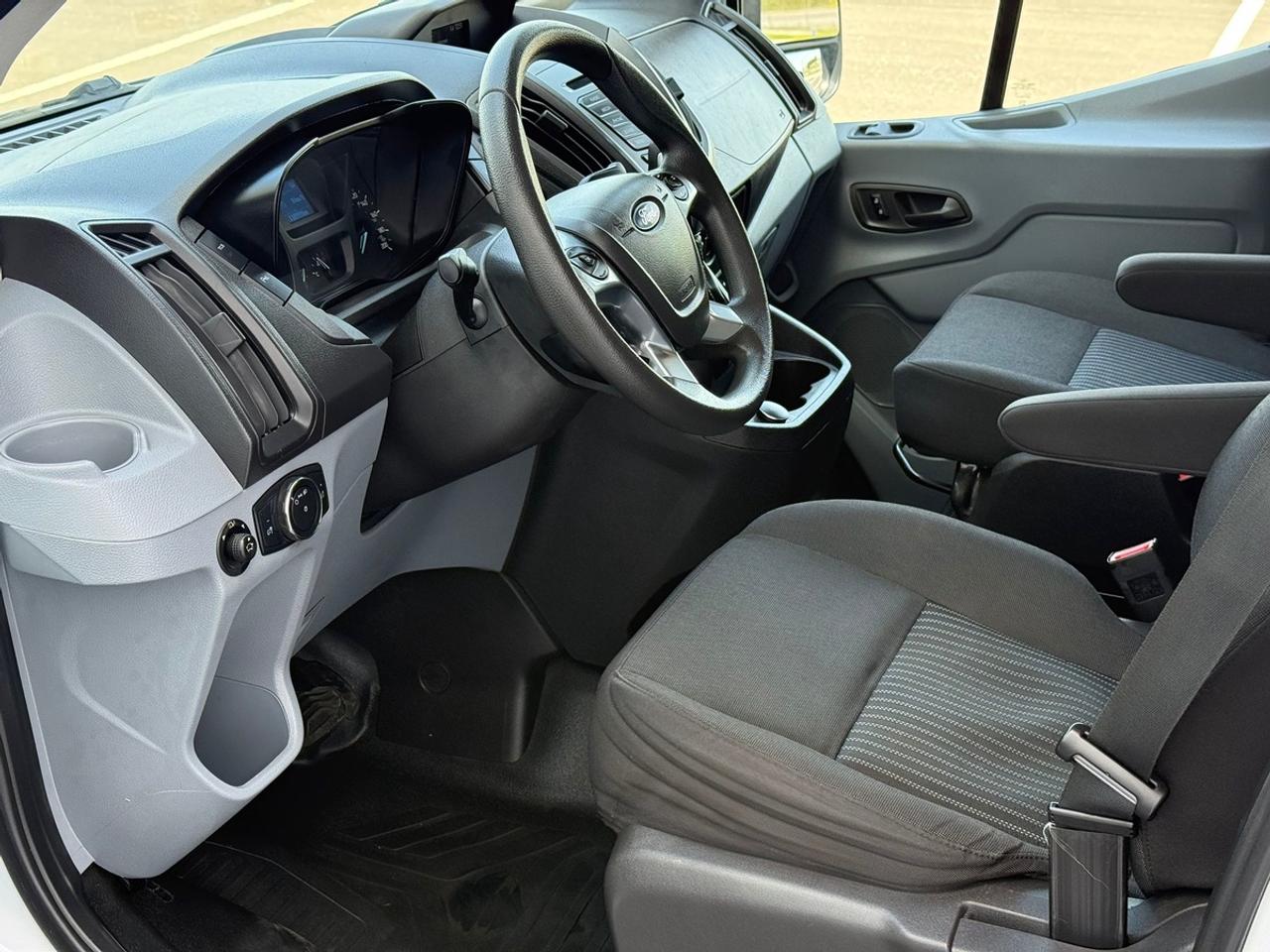2019 Ford Transit T 150 Photo
