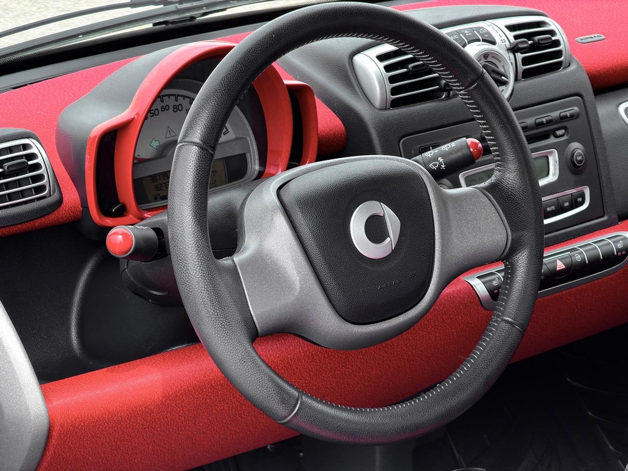 2010 Smart fortwo PASSION Photo