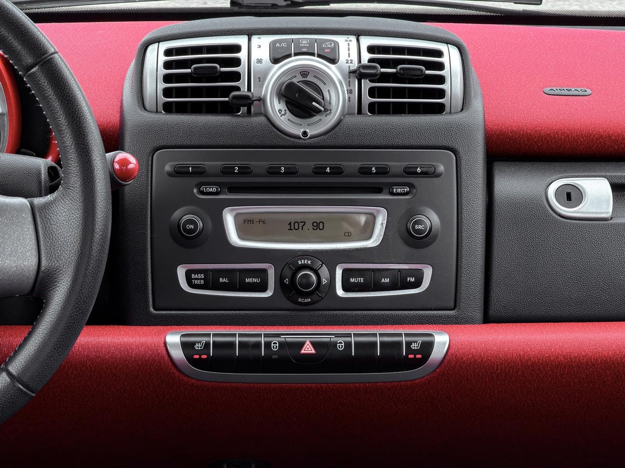 2010 Smart fortwo PASSION Photo