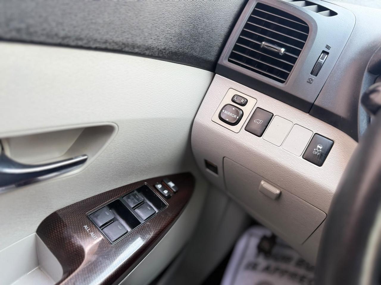 2012 Toyota Venza XLE Photo