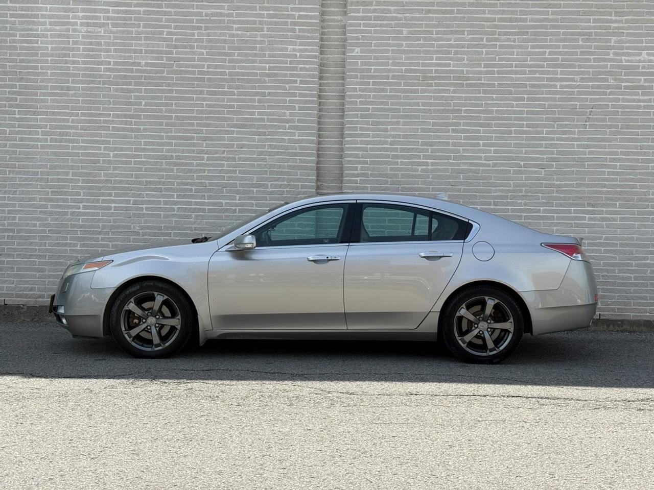 2010 Acura TL SH-AWD w/Tech Pkg Photo