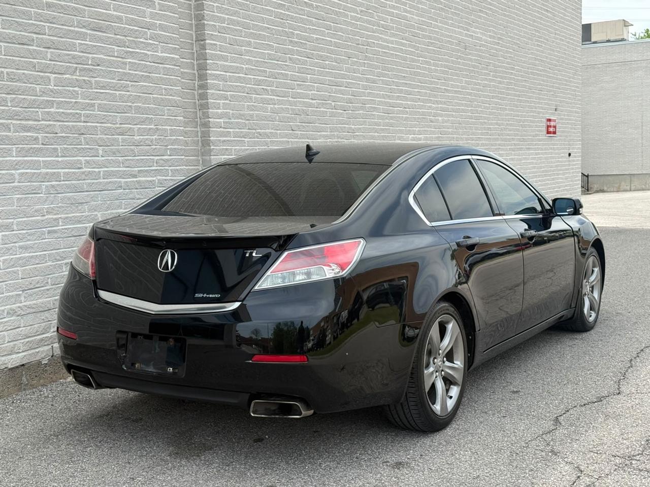 2013 Acura TL SH-AWD w/Tech Pkg Photo