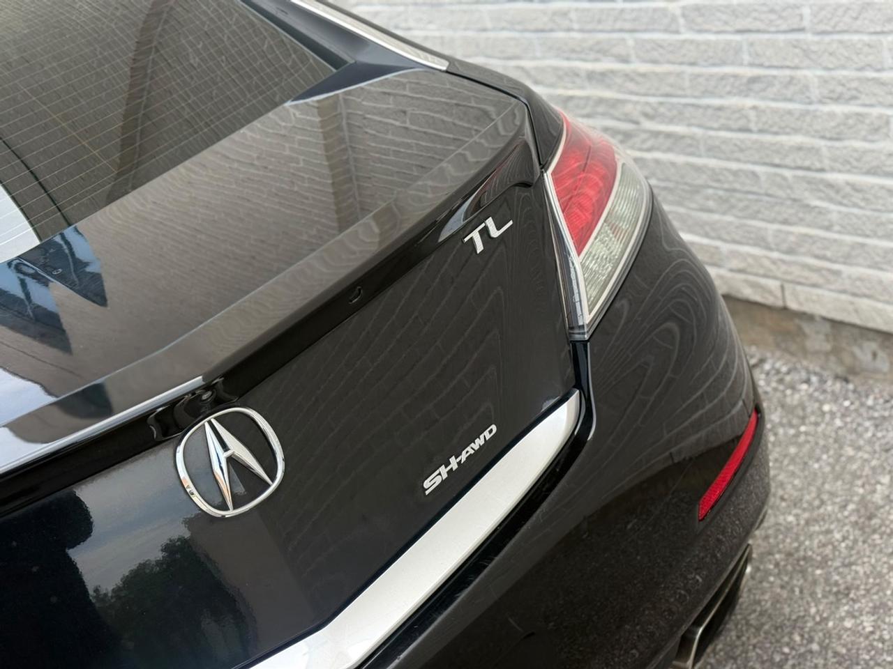 2013 Acura TL SH-AWD w/Tech Pkg Photo