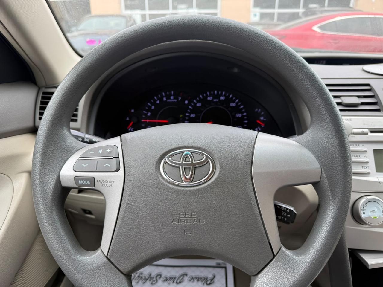 2010 Toyota Camry LE Photo