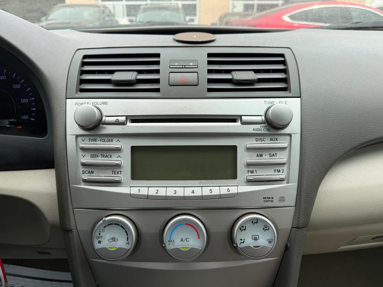 2010 Toyota Camry LE Photo