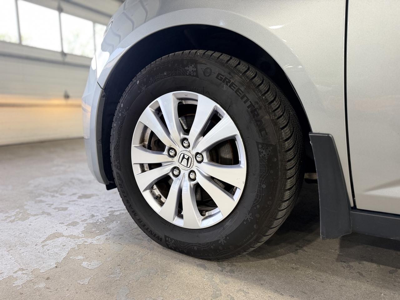 2016 Honda Odyssey EX-L Photo