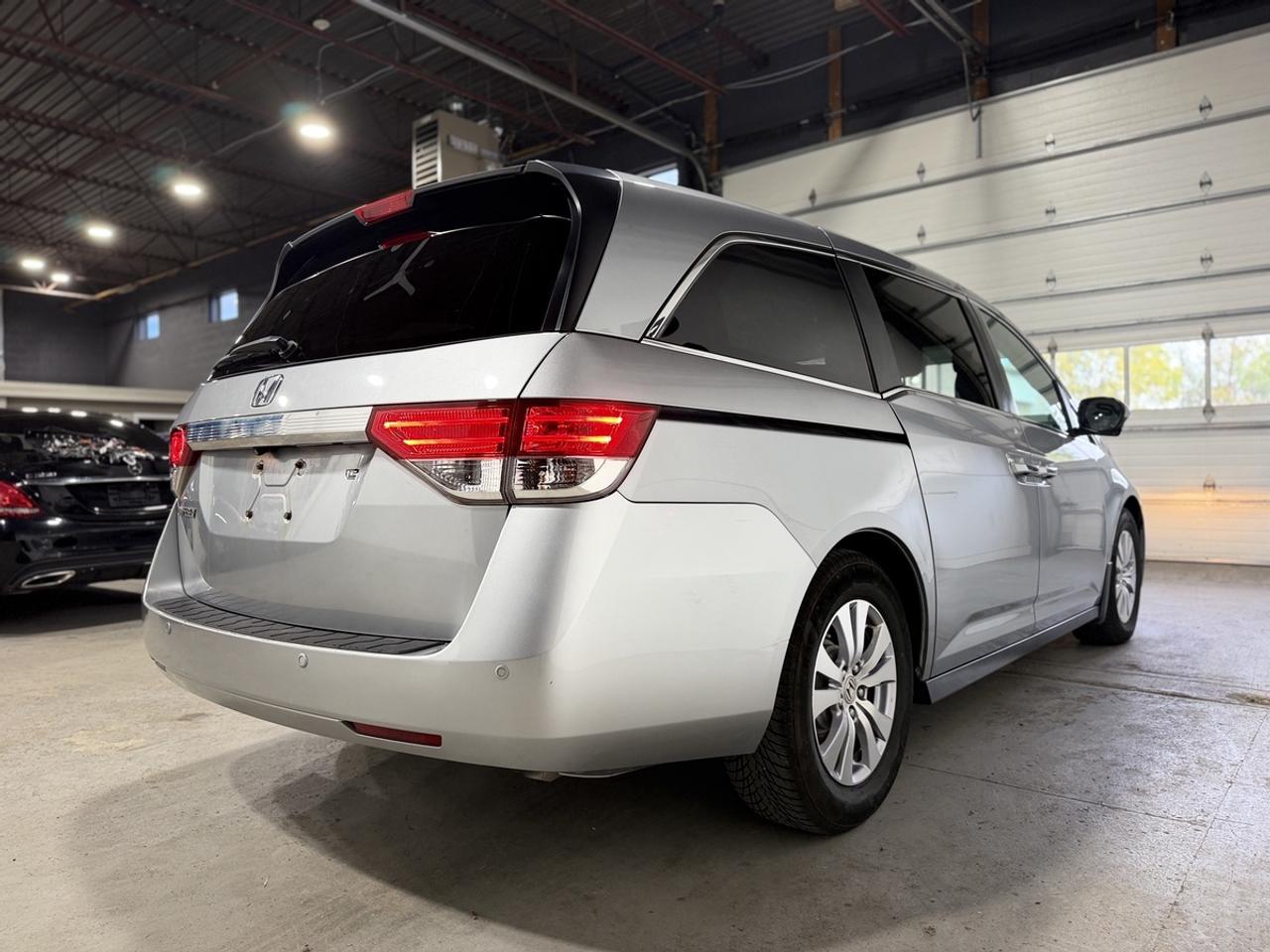 2016 Honda Odyssey EX-L Photo