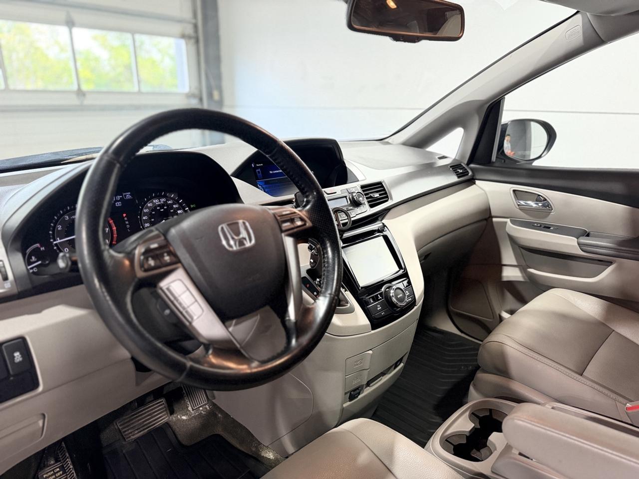 2016 Honda Odyssey EX-L Photo