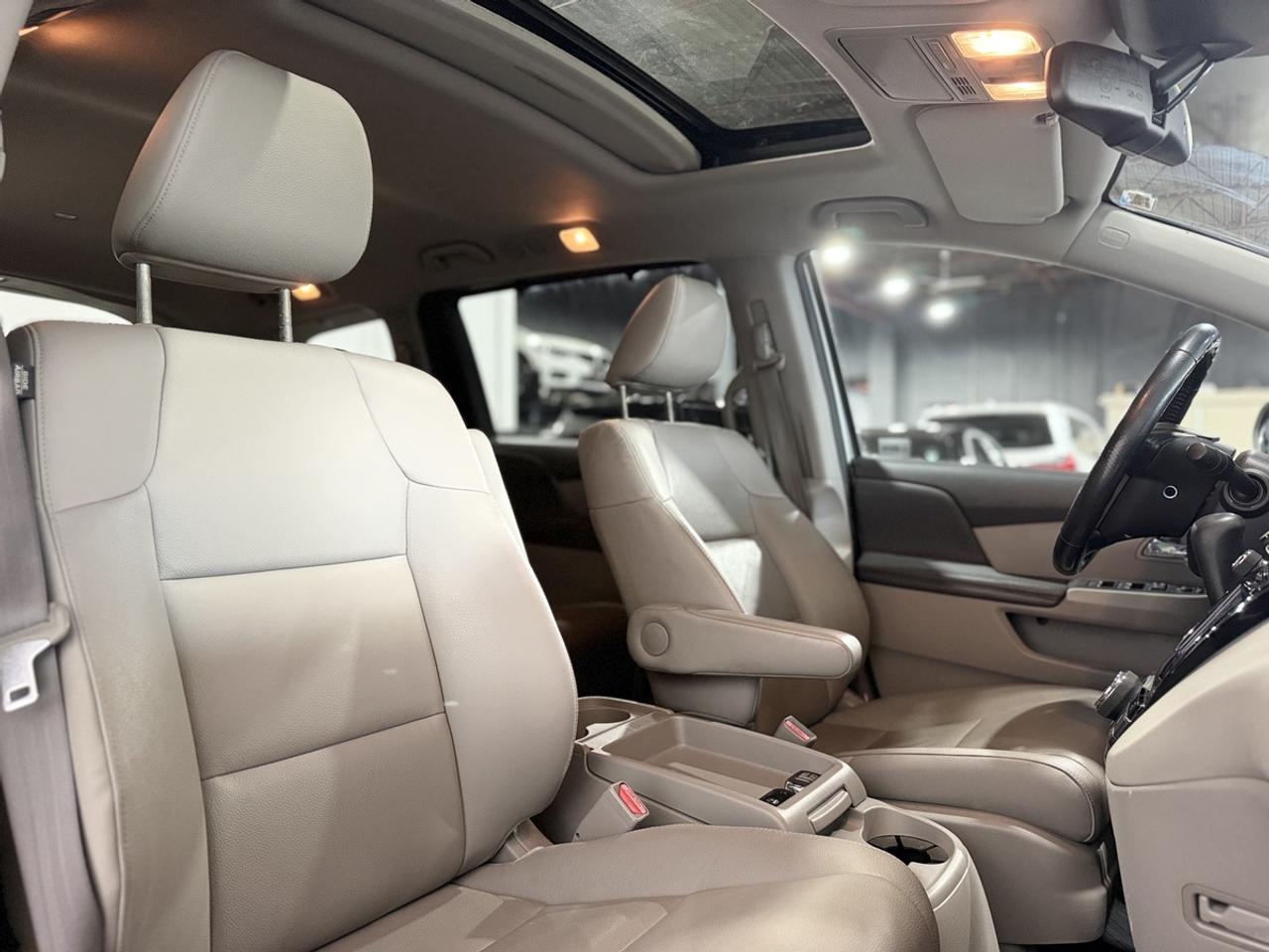 2016 Honda Odyssey EX-L Photo