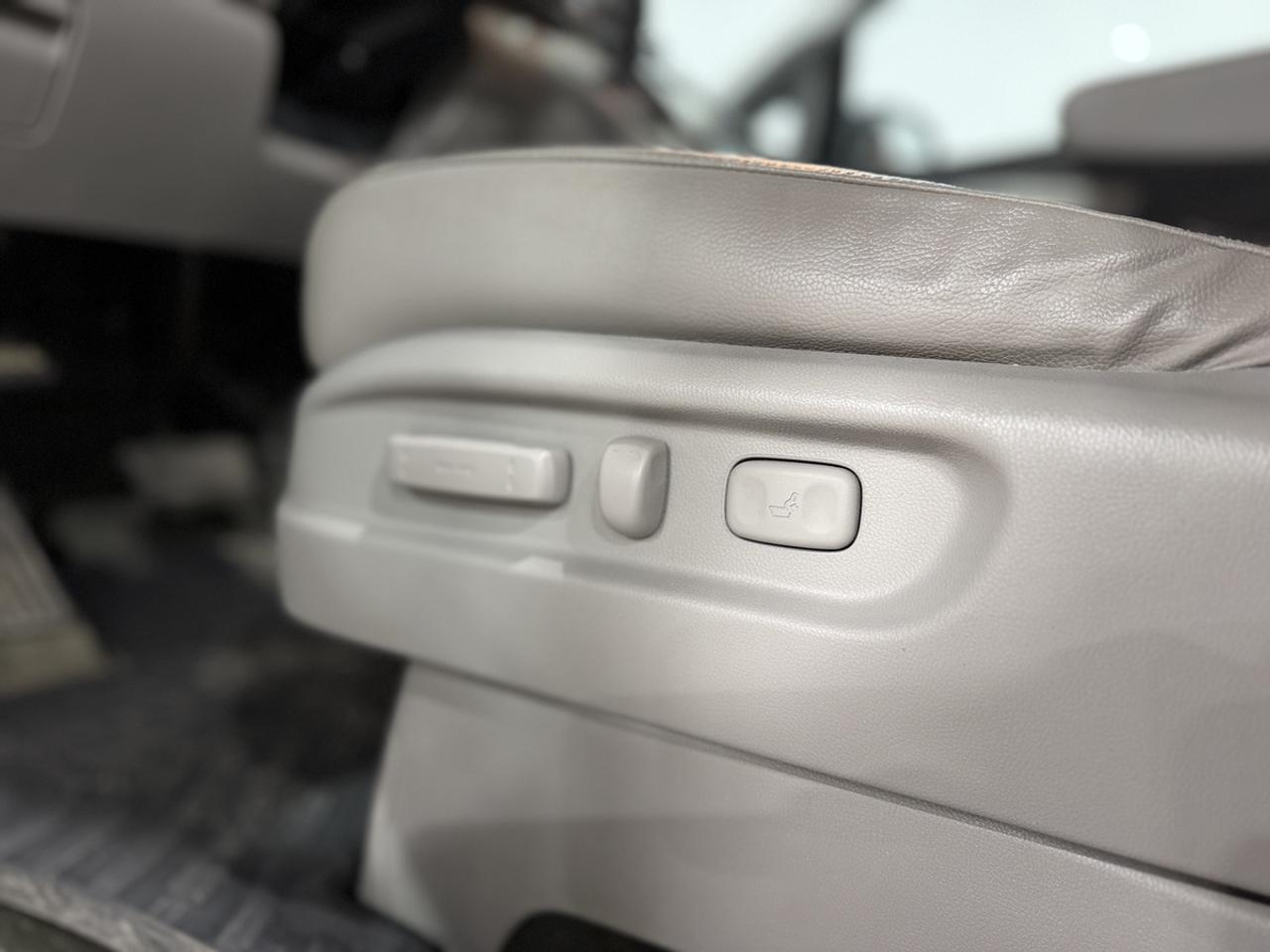 2016 Honda Odyssey EX-L Photo