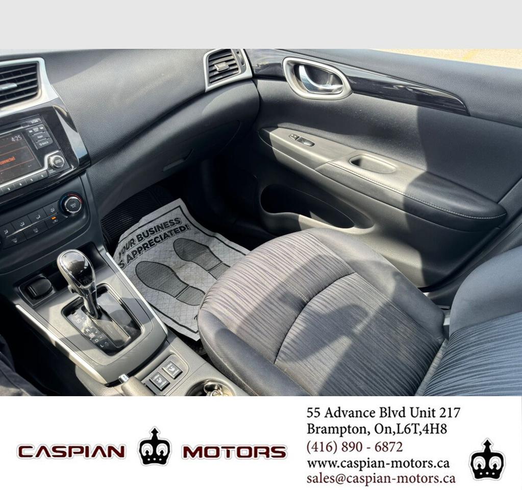 2016 Nissan Sentra SV Photo