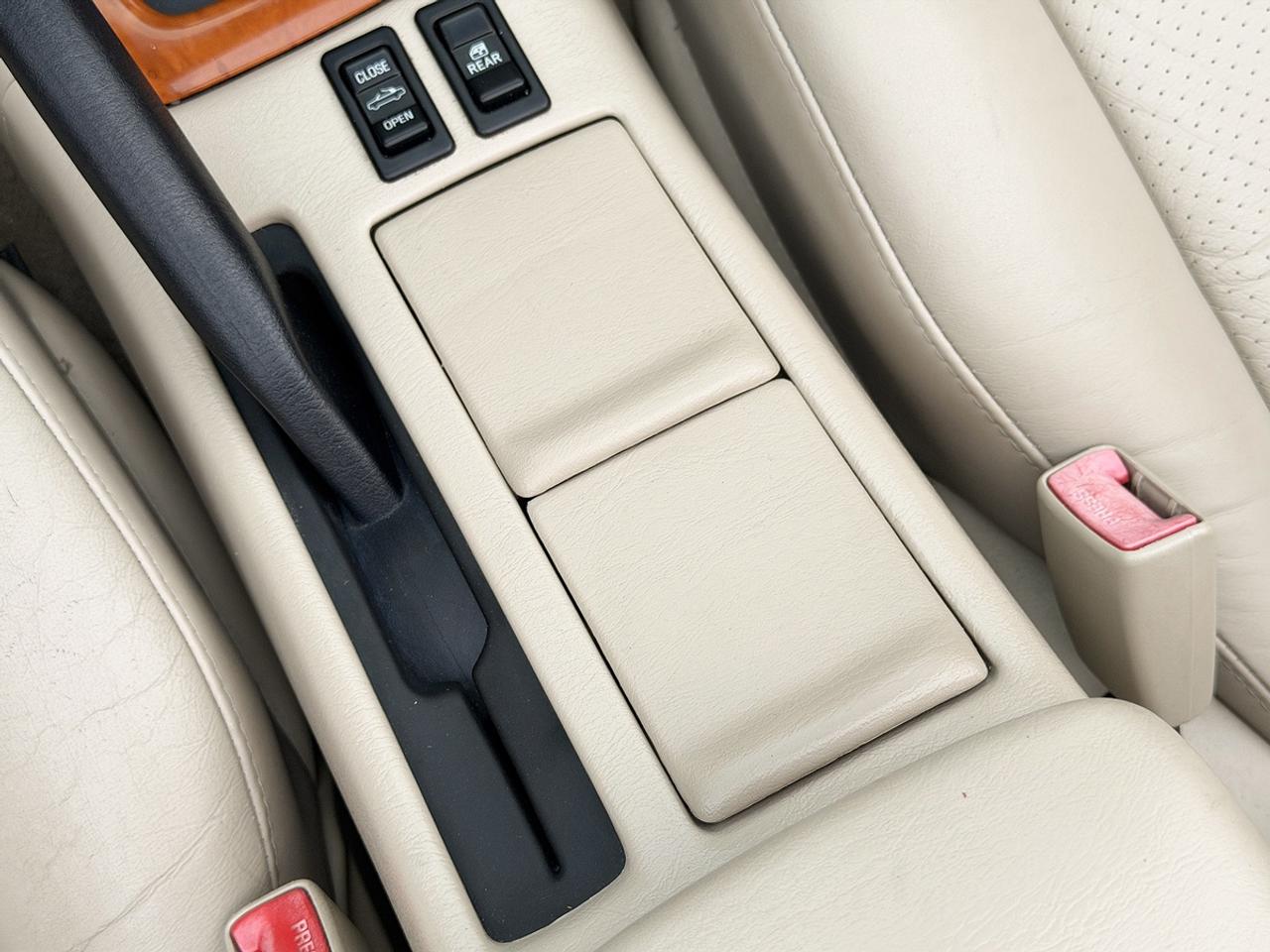 2003 Toyota Camry Solara SLE Convertible﻿ Photo