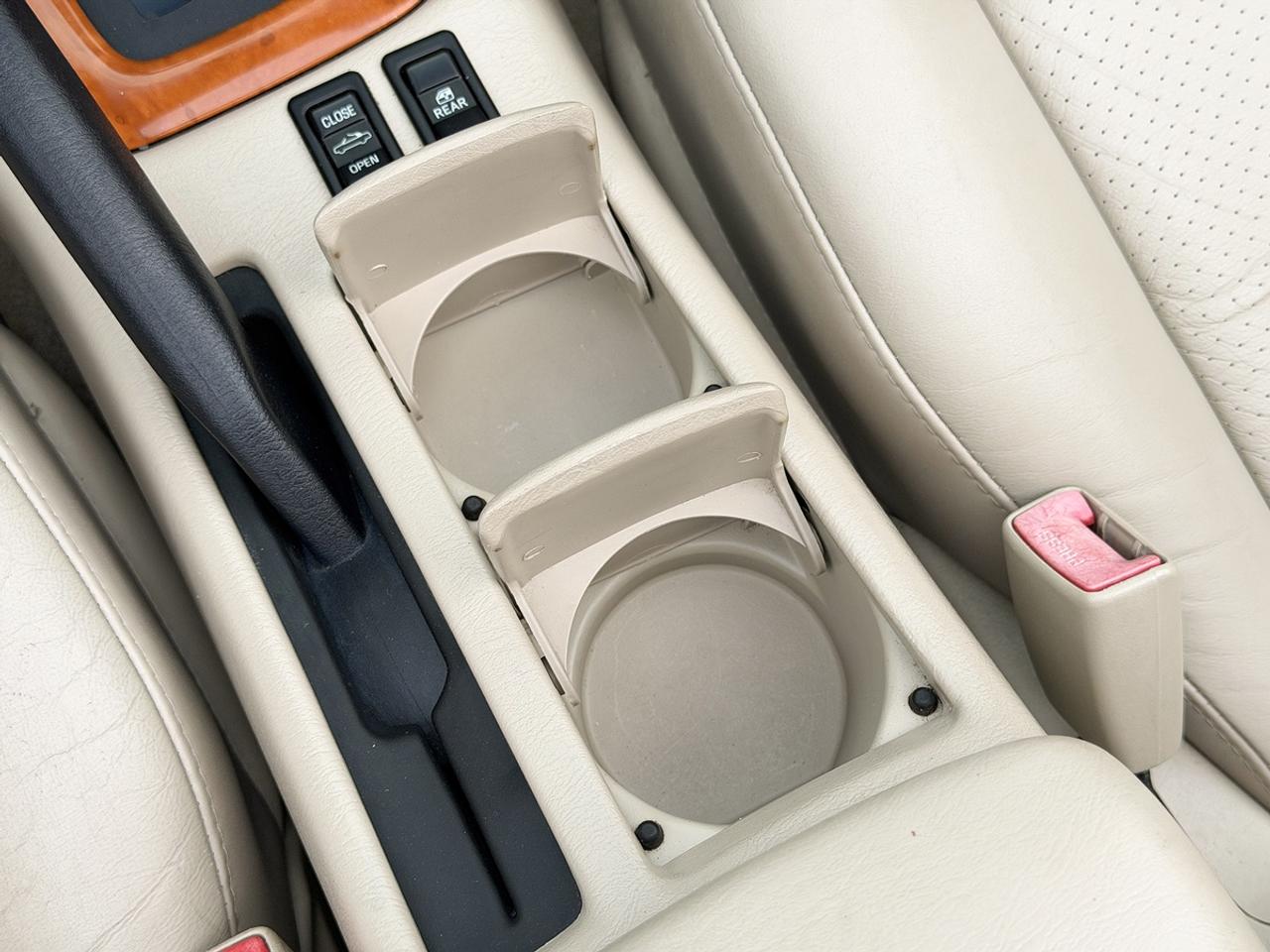 2003 Toyota Camry Solara SLE Convertible﻿ Photo