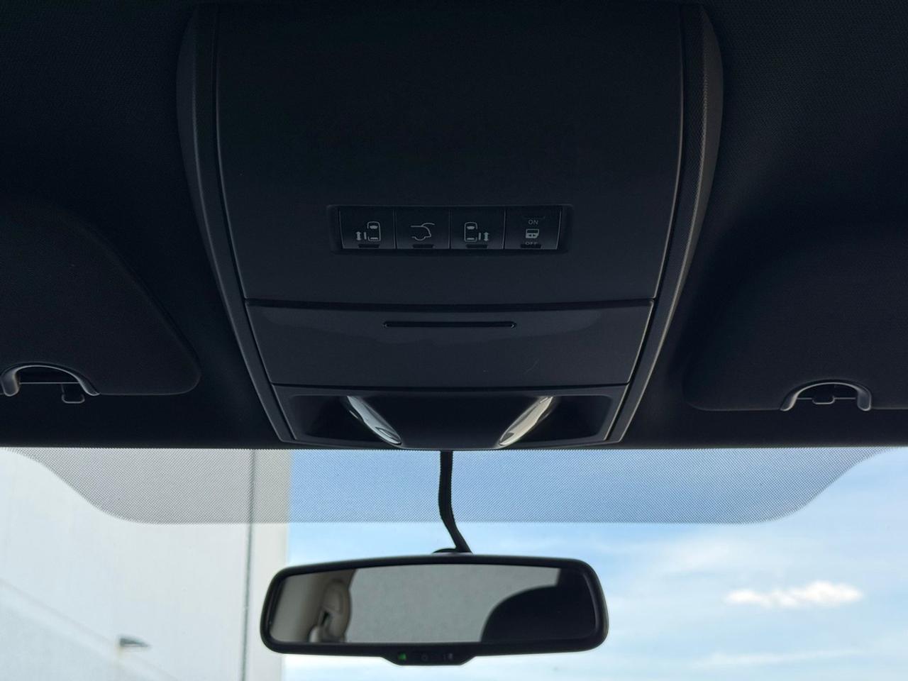 2016 Dodge Grand Caravan SXT/STOW 'N GO﻿/Remote Start Photo