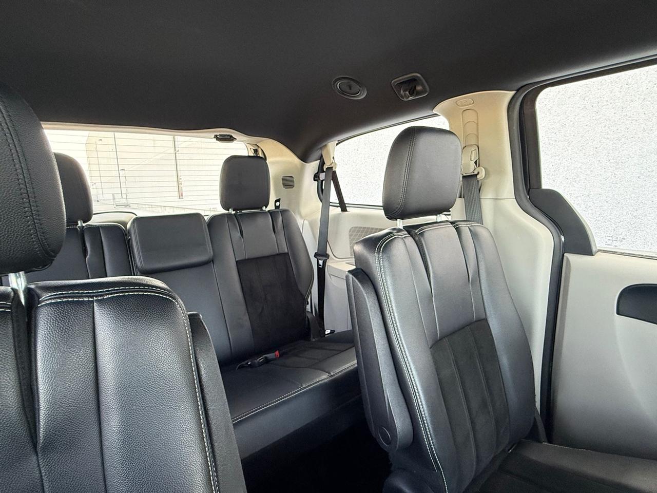2016 Dodge Grand Caravan SXT/STOW 'N GO﻿/Remote Start Photo