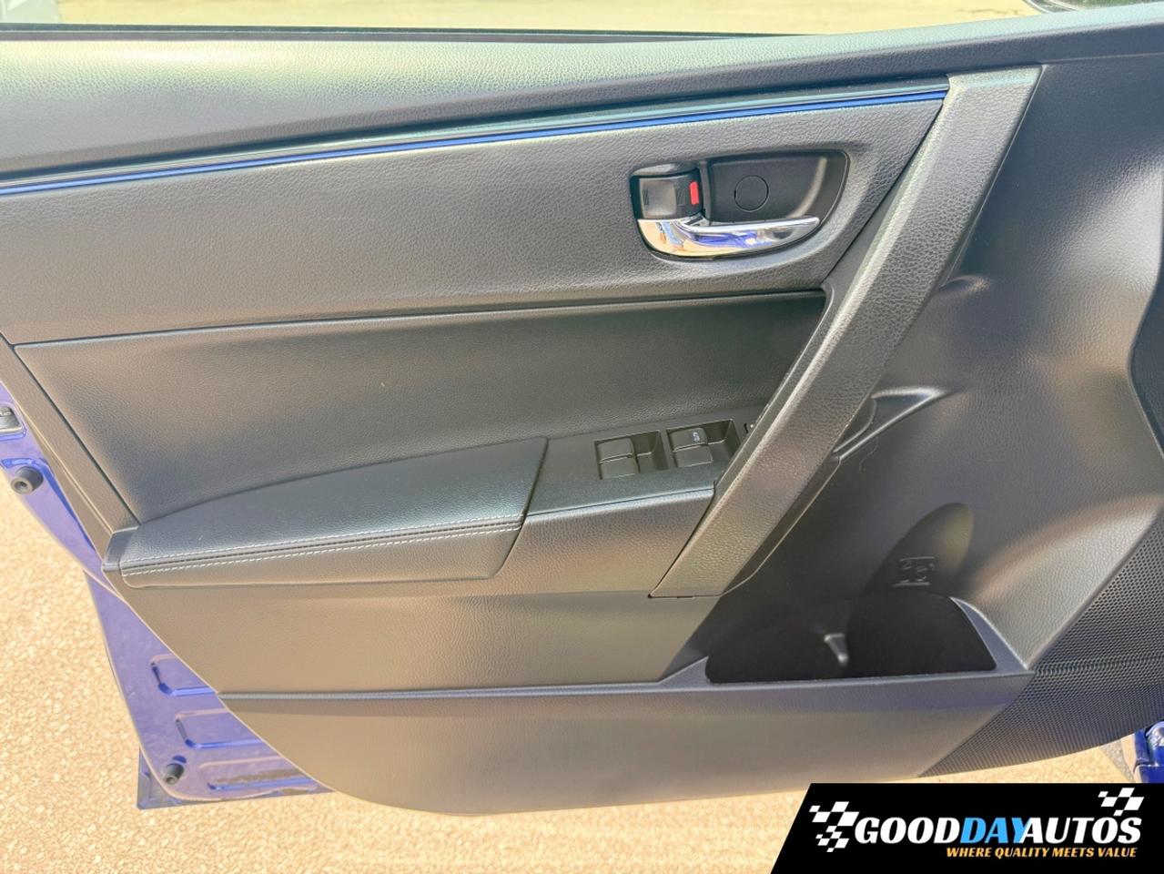 2018 Toyota Corolla SE FULLY LOADED REMOTE ENGINE START | CLEAN CARFAX Photo