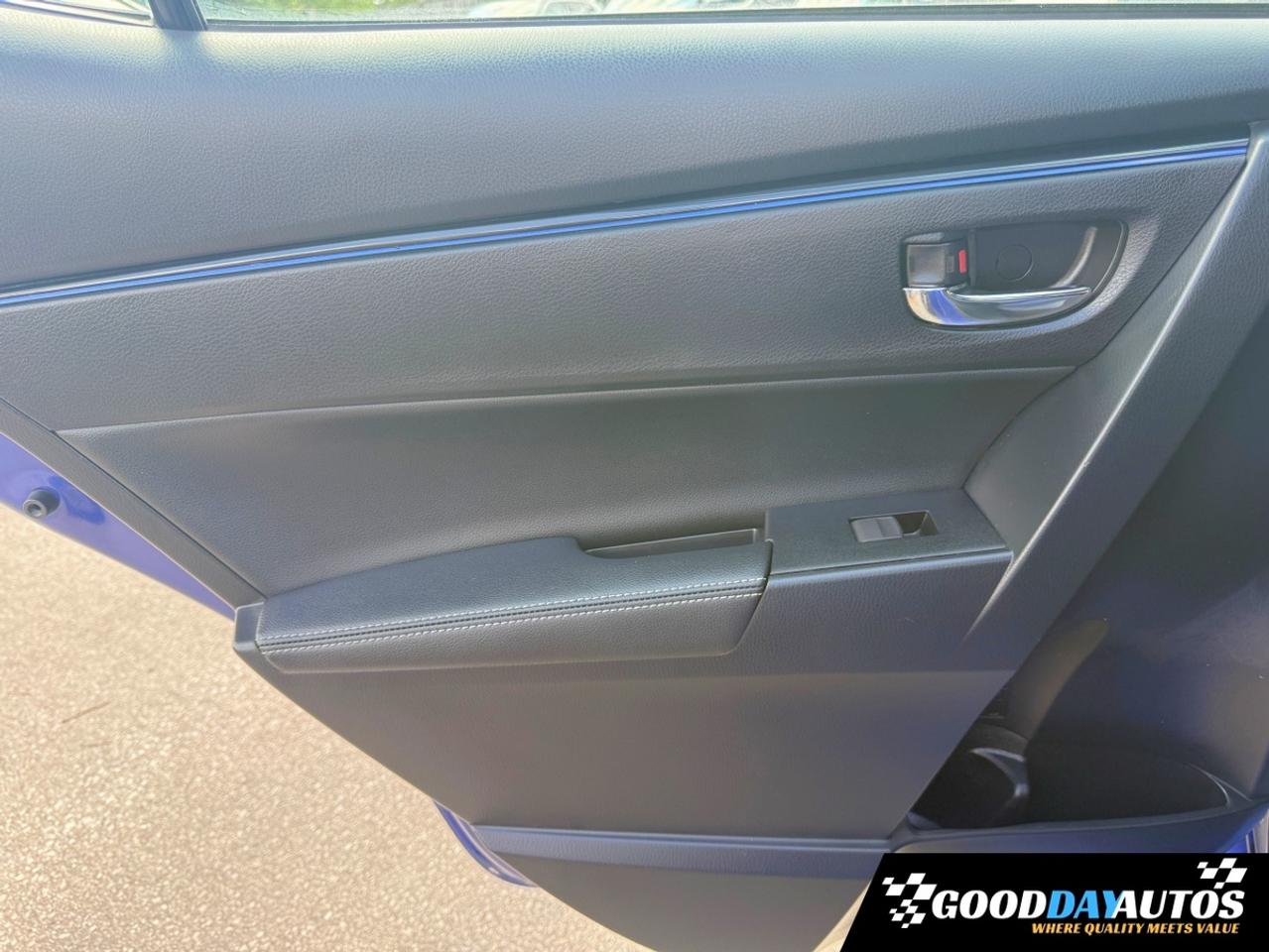 2018 Toyota Corolla SE FULLY LOADED REMOTE ENGINE START | CLEAN CARFAX Photo